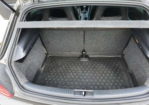 Volkswagen Scirocco cena 21900 przebieg: 223000, rok produkcji 2009 z Małomice małe 92